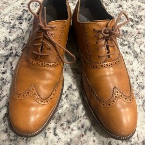 Men's Tan Brogue Dress Shoes